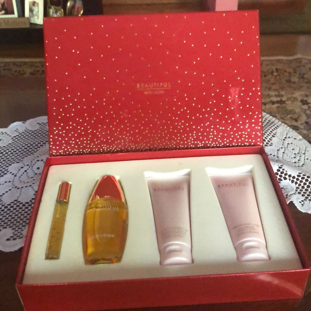Estée Lauder Beautiful Perfume